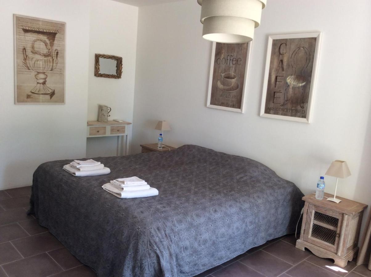 La Bergerie De Castellan Bed & Breakfast Verquieres